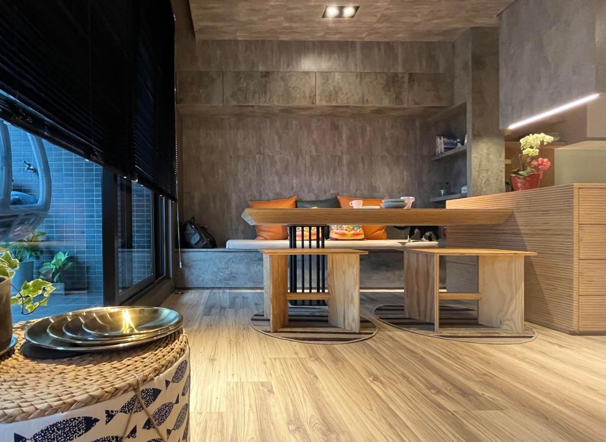 Апартаменти Toucheng Happyhouse頭城黑皮家 附早餐 Екстер'єр фото
