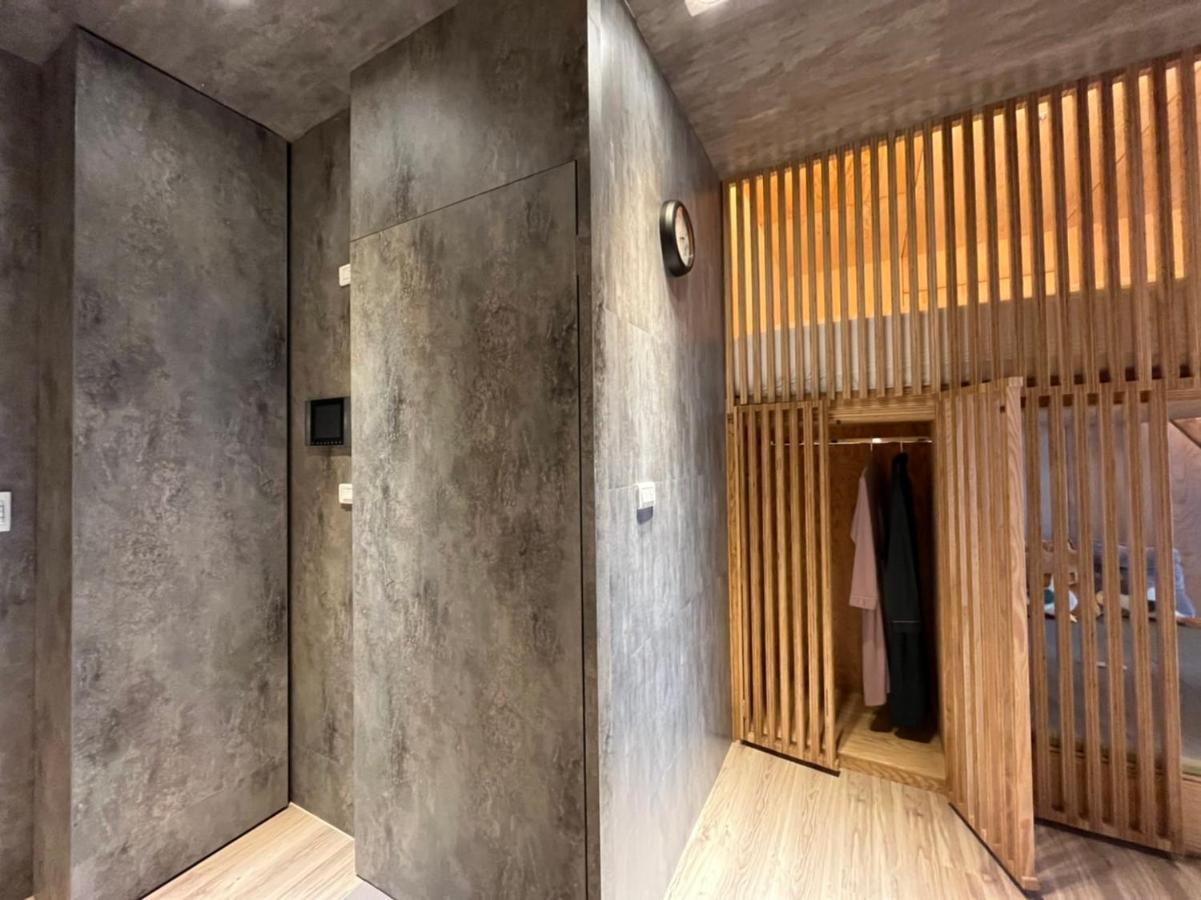 Апартаменти Toucheng Happyhouse頭城黑皮家 附早餐 Екстер'єр фото