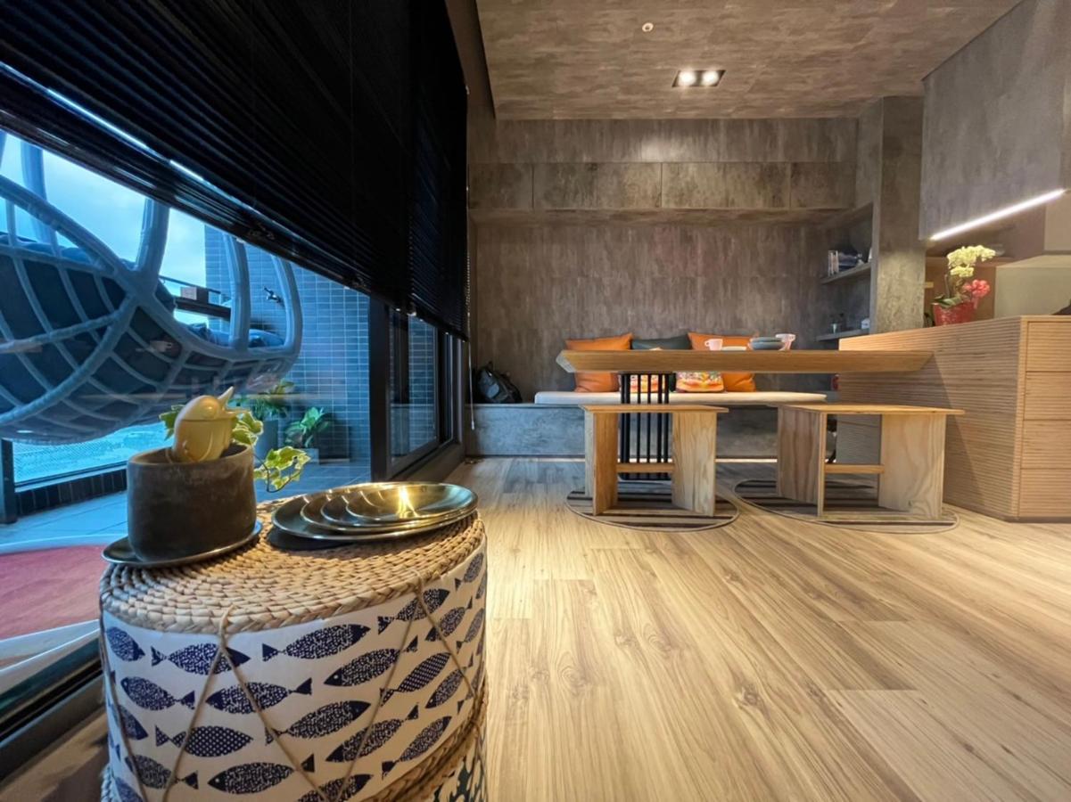 Апартаменти Toucheng Happyhouse頭城黑皮家 附早餐 Екстер'єр фото