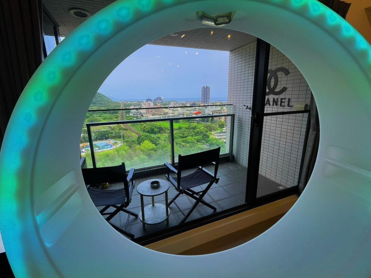 Апартаменти Toucheng Happyhouse頭城黑皮家 附早餐 Екстер'єр фото